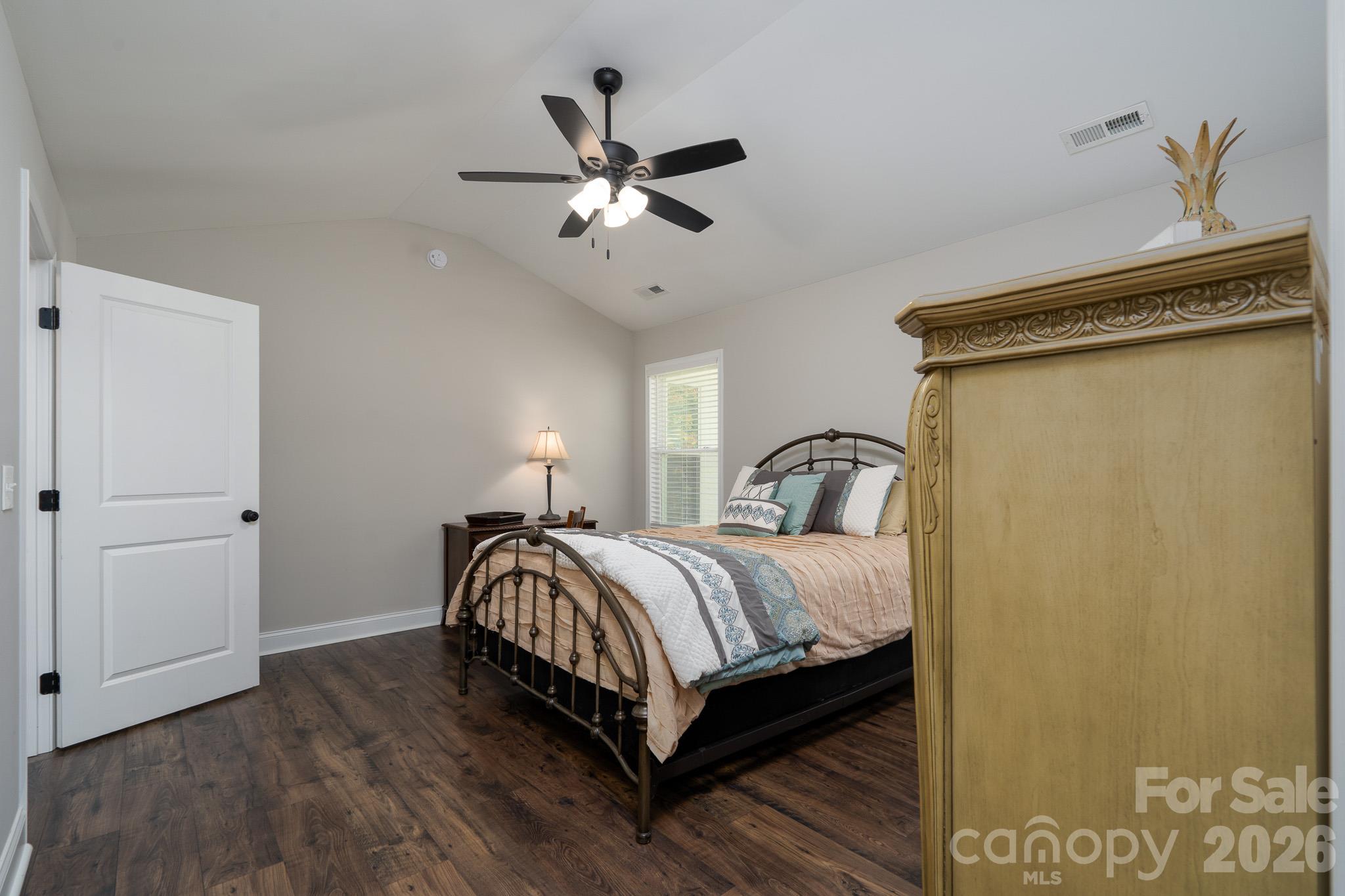 1004 Osprey Lane Property Photo 15