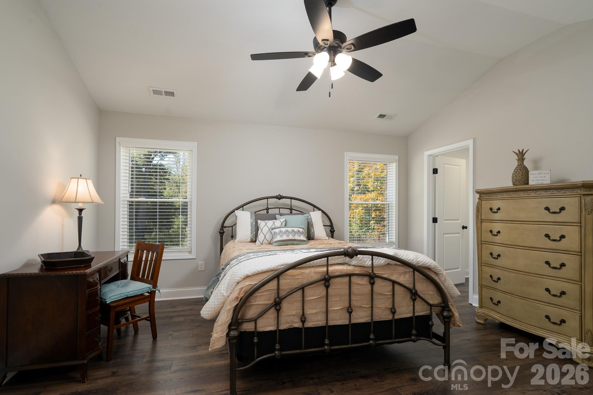 1004 Osprey Lane Property Photo 16