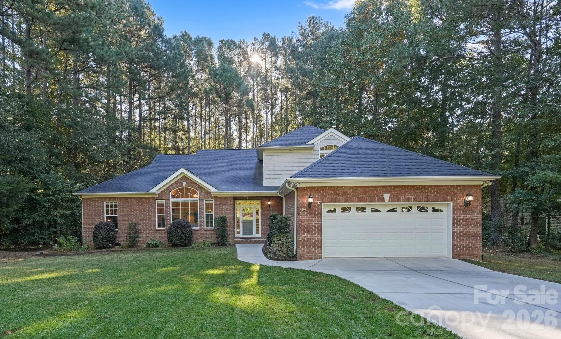 1491 Woodbend Court Property Photo 1