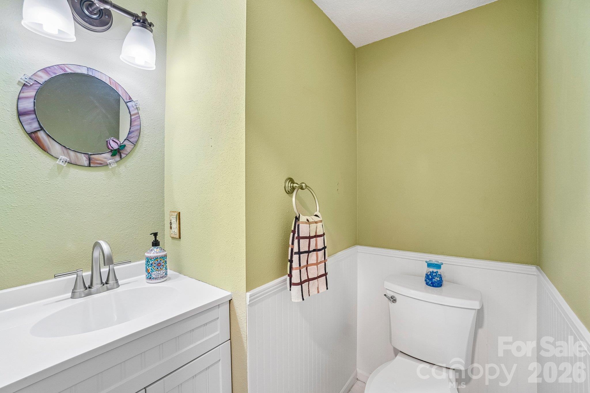 82 Laurelwood Circle Property Photo 16