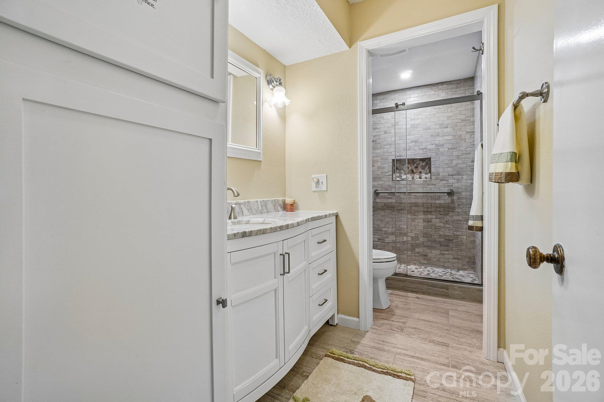 82 Laurelwood Circle Property Photo 21