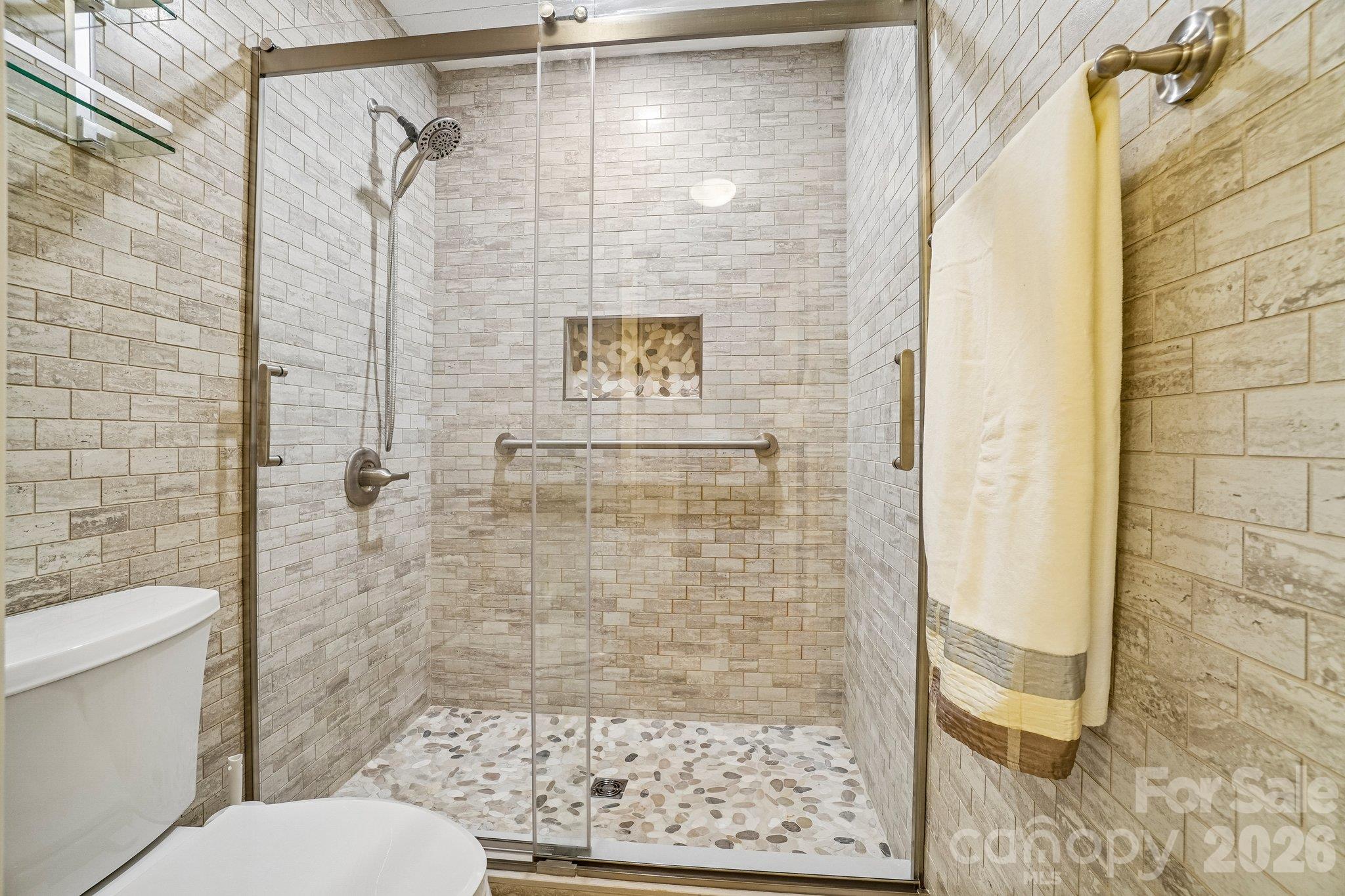 82 Laurelwood Circle Property Photo 22