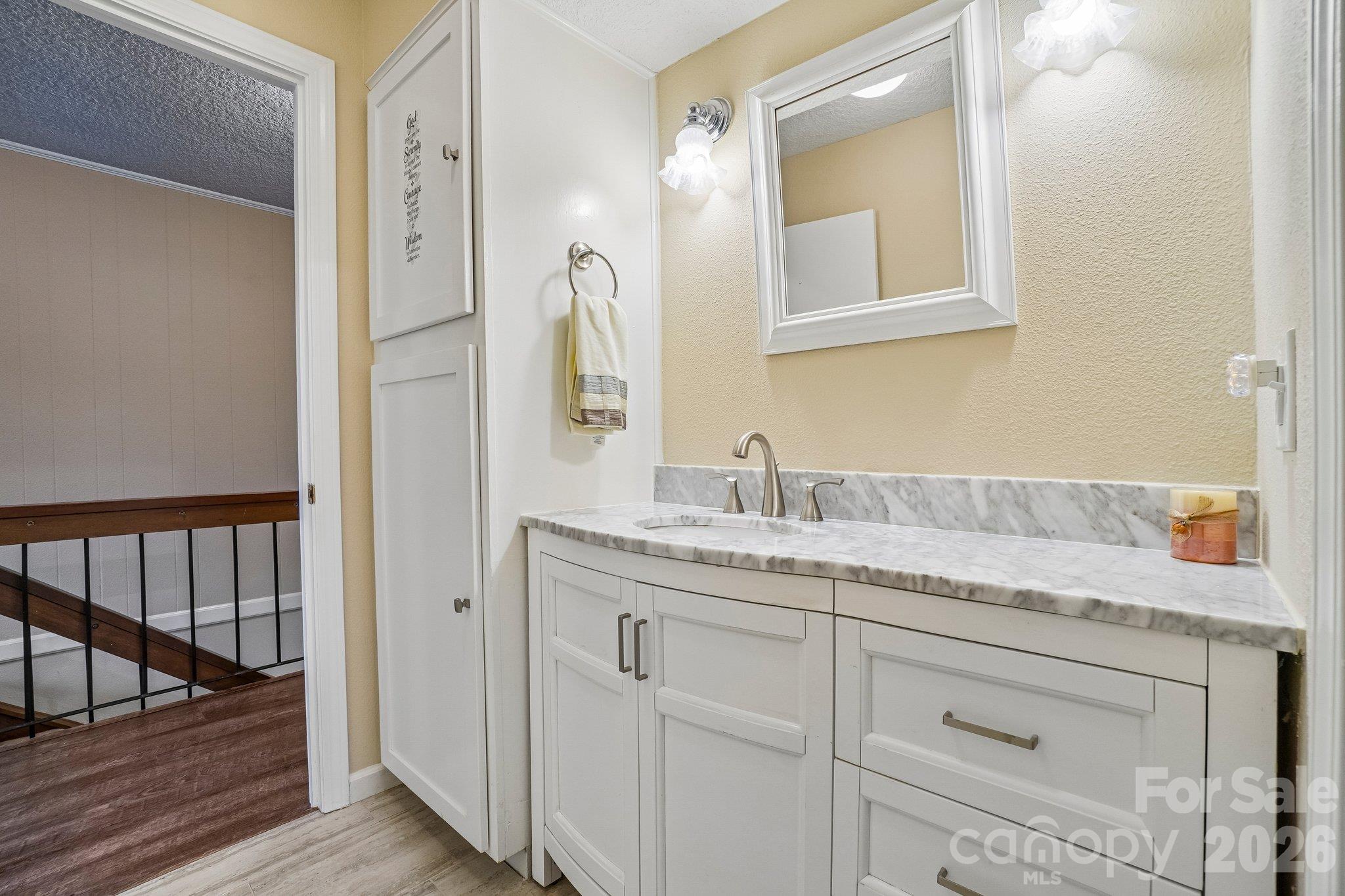 82 Laurelwood Circle Property Photo 23