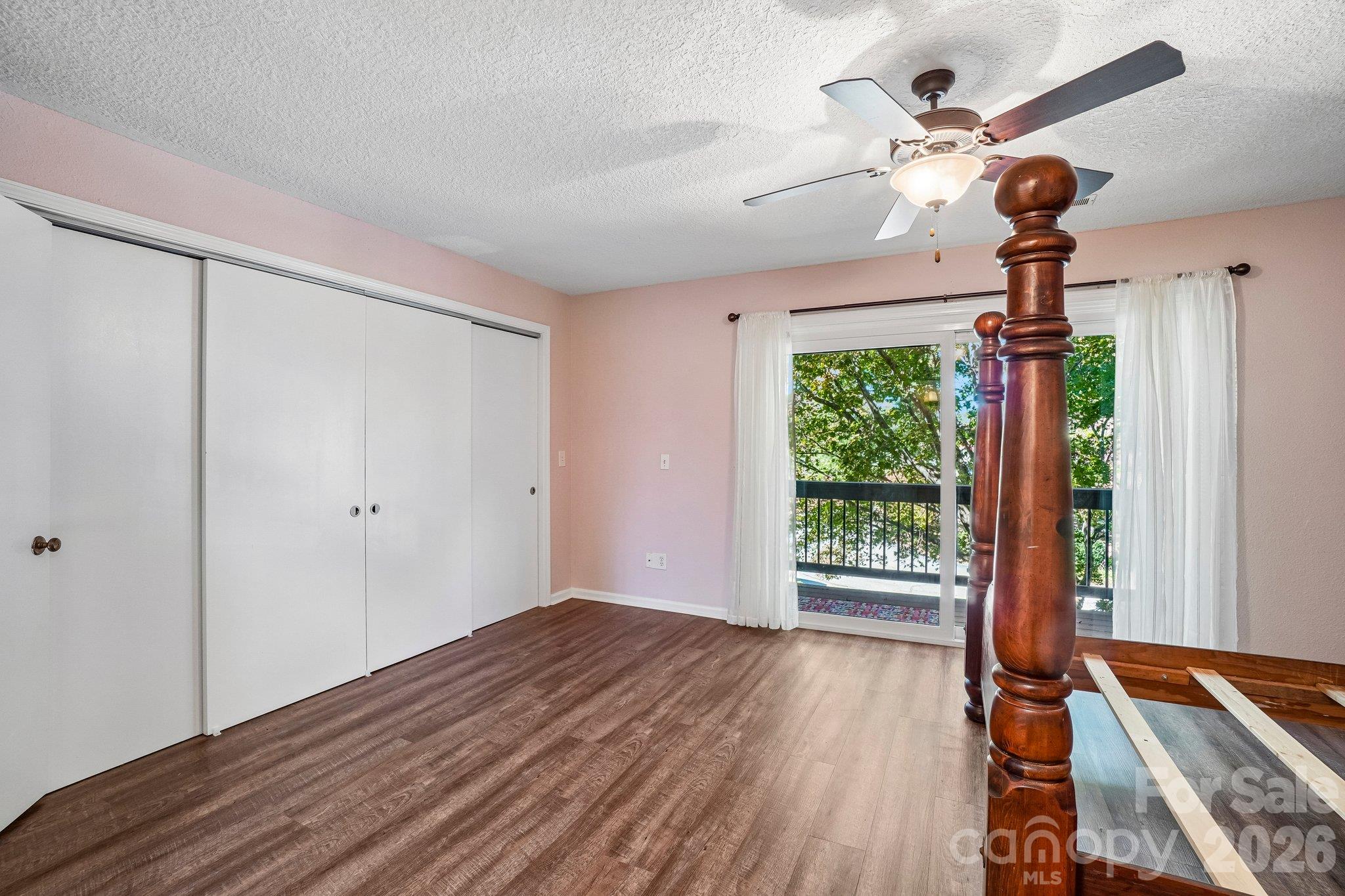 82 Laurelwood Circle Property Photo 27
