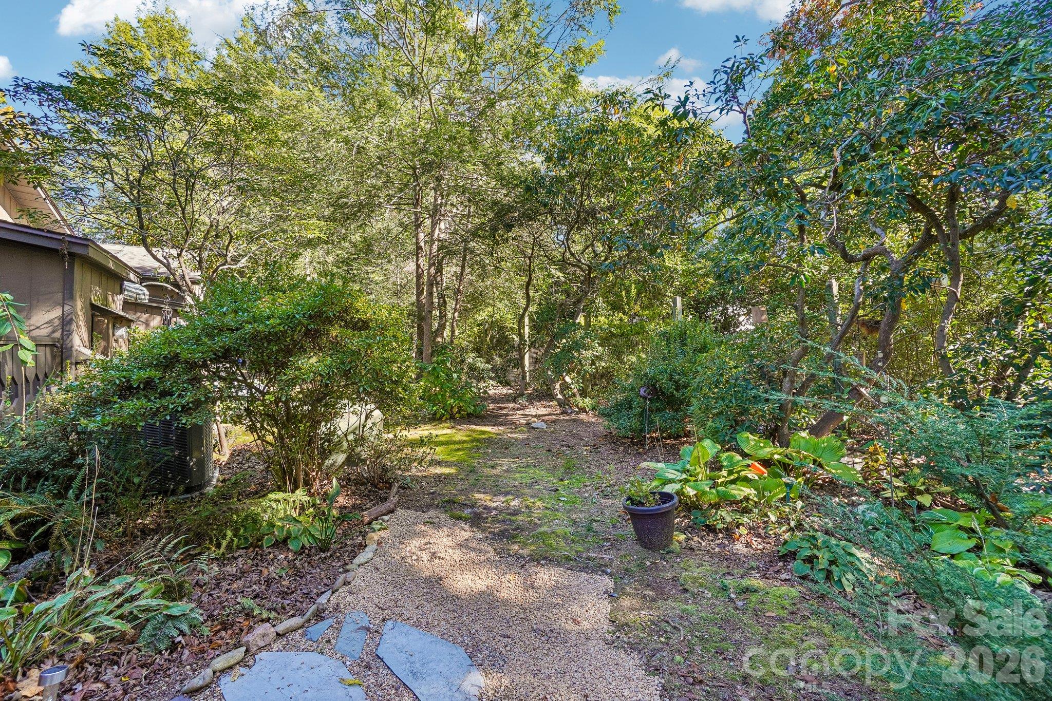 82 Laurelwood Circle Property Photo 36