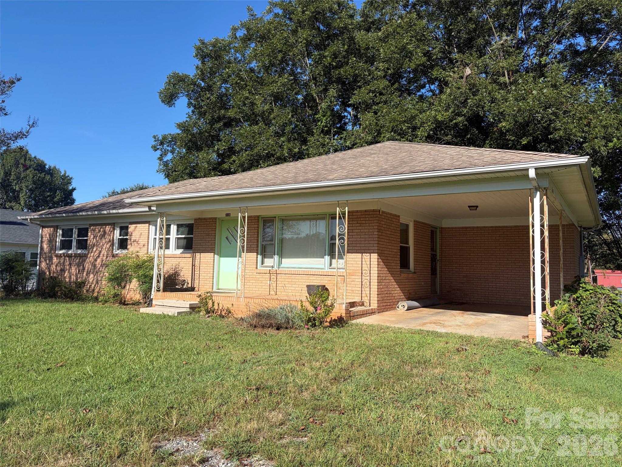3149 Catawba Street Property Photo 1