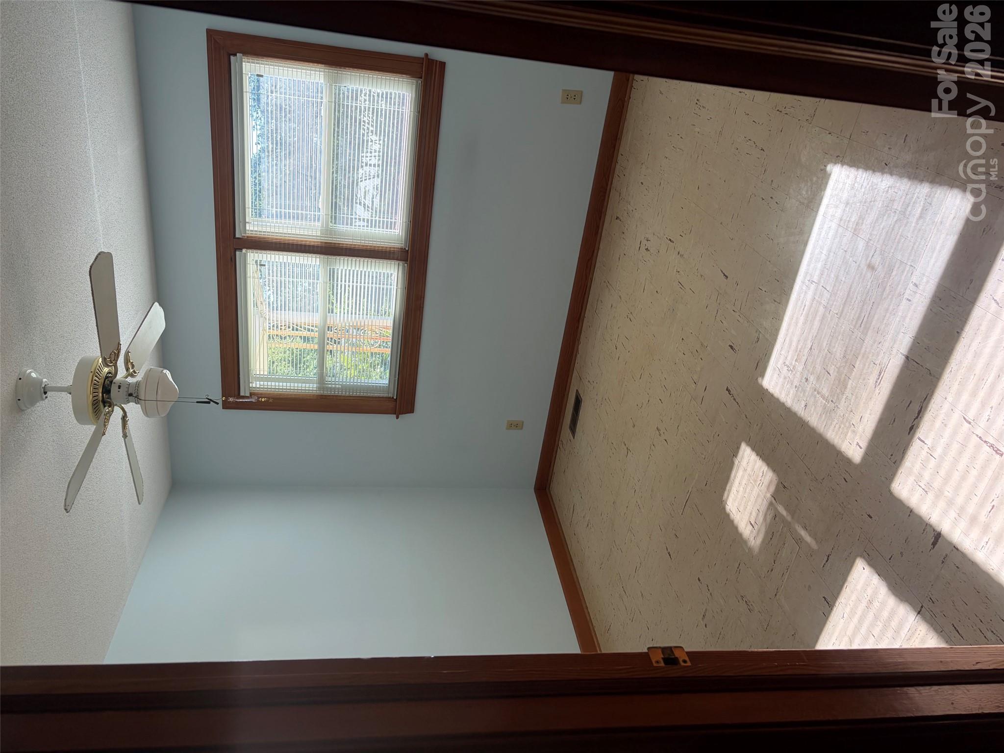 3149 Catawba Street Property Photo 9