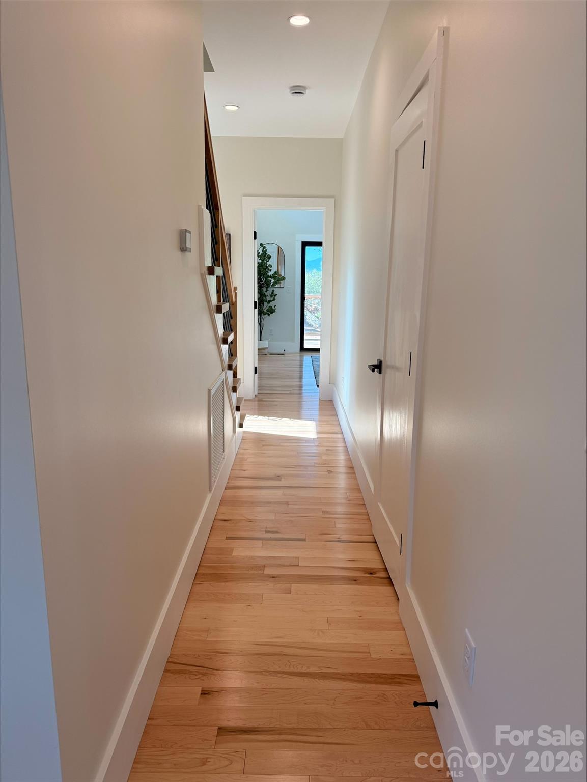 3 Locust Street Property Photo 15