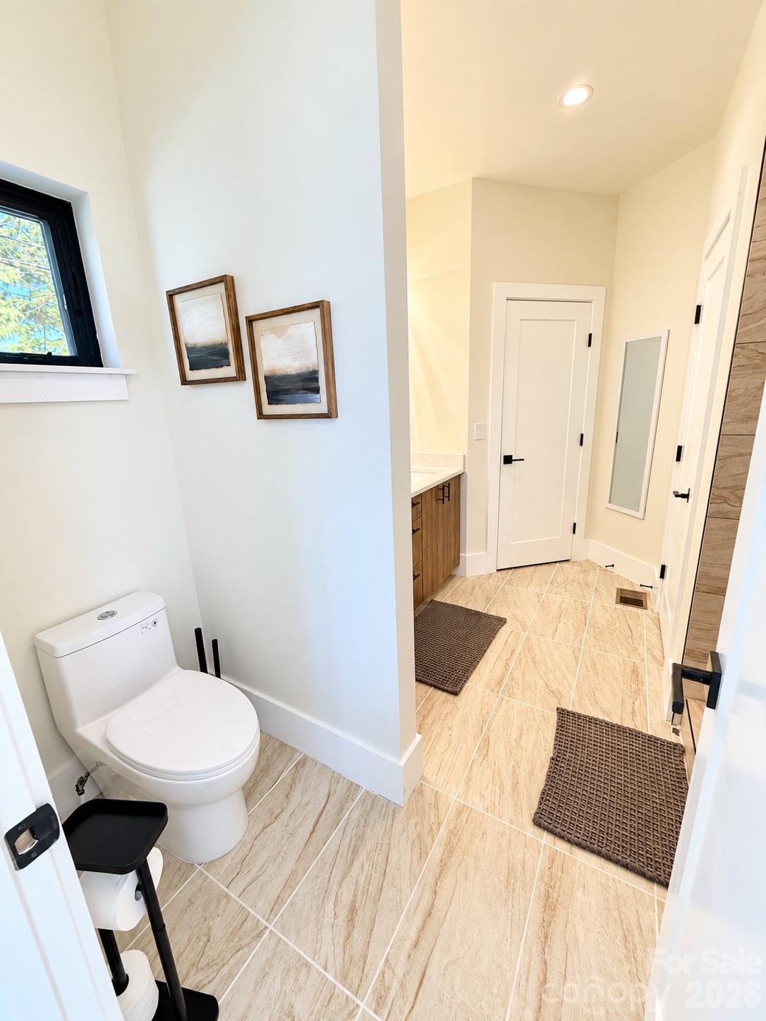 3 Locust Street Property Photo 21