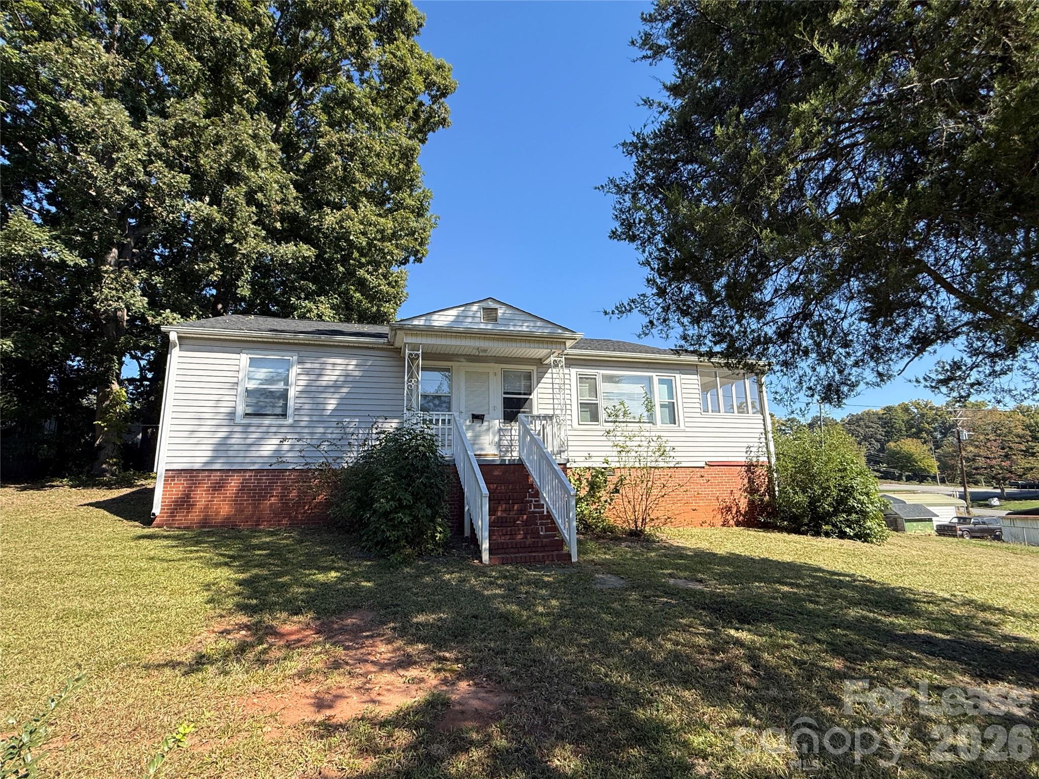 113 Garrison Drive Property Photo 1