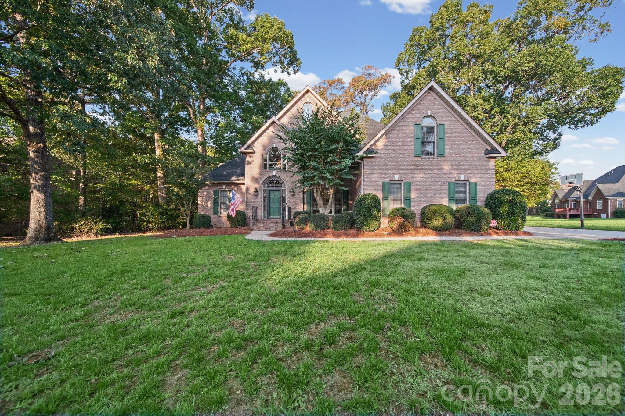 1221 Rittenhouse Lane Property Photo 1
