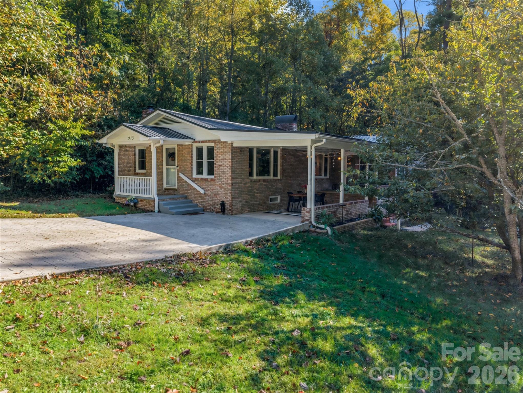 913 Dorothy Street Property Photo 1