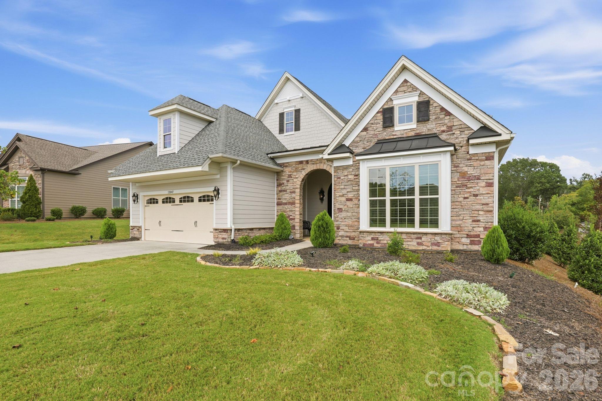 12047 Cove Court Property Photo 1