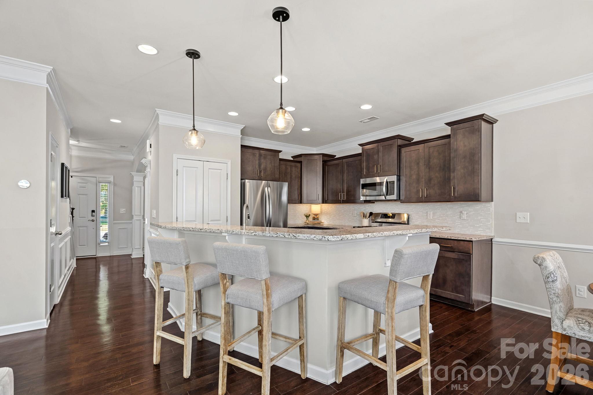 9038 Loch Glen Way Property Photo 8