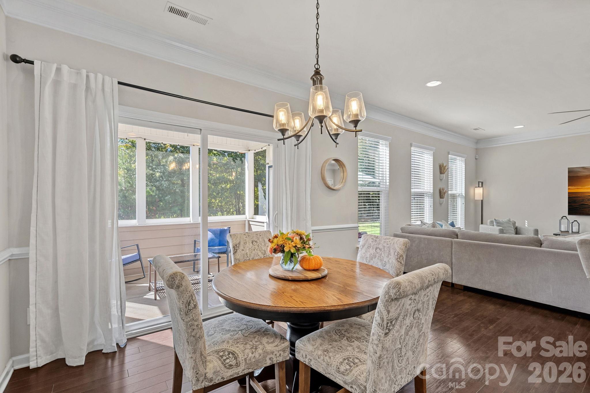 9038 Loch Glen Way Property Photo 13