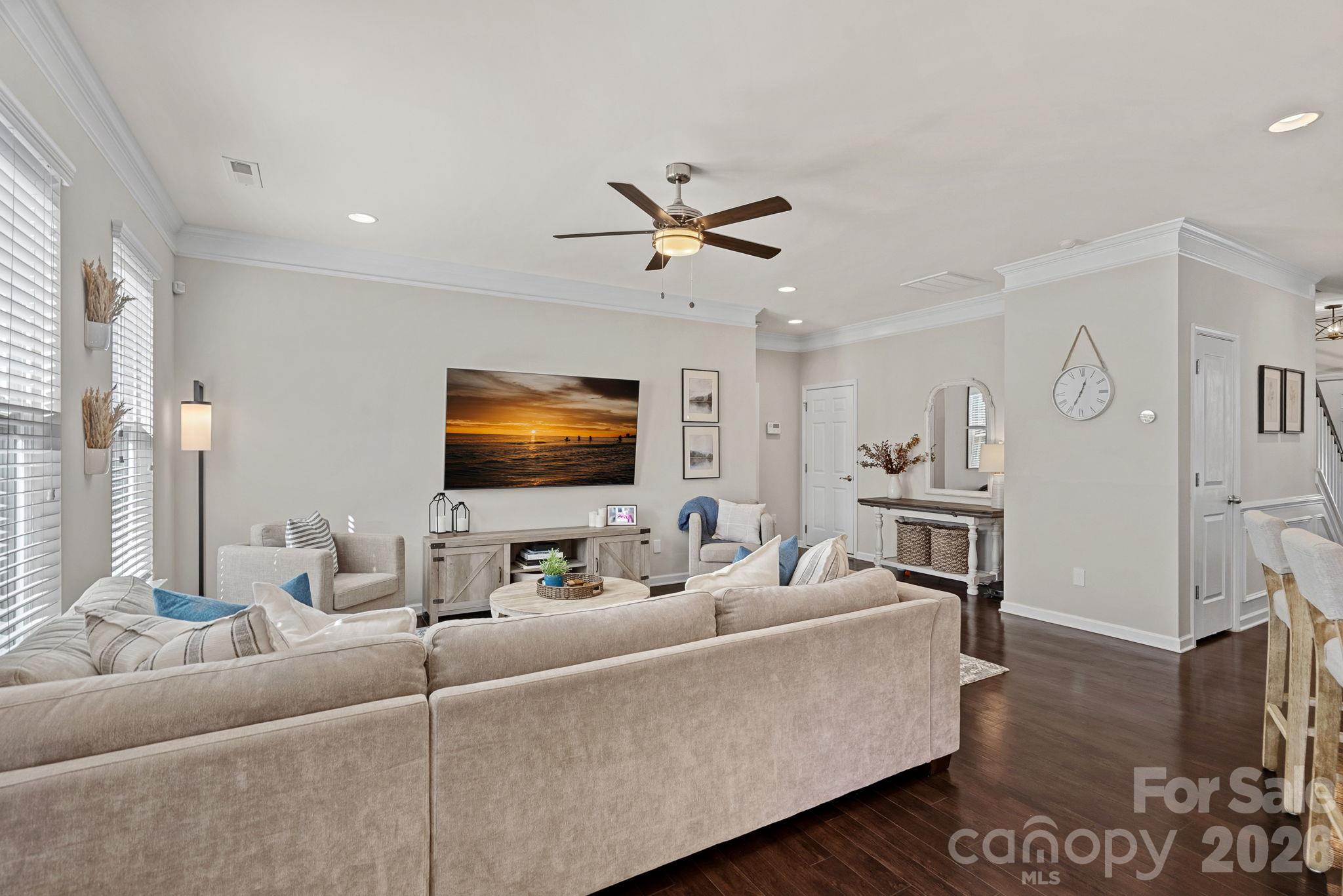 9038 Loch Glen Way Property Photo 16