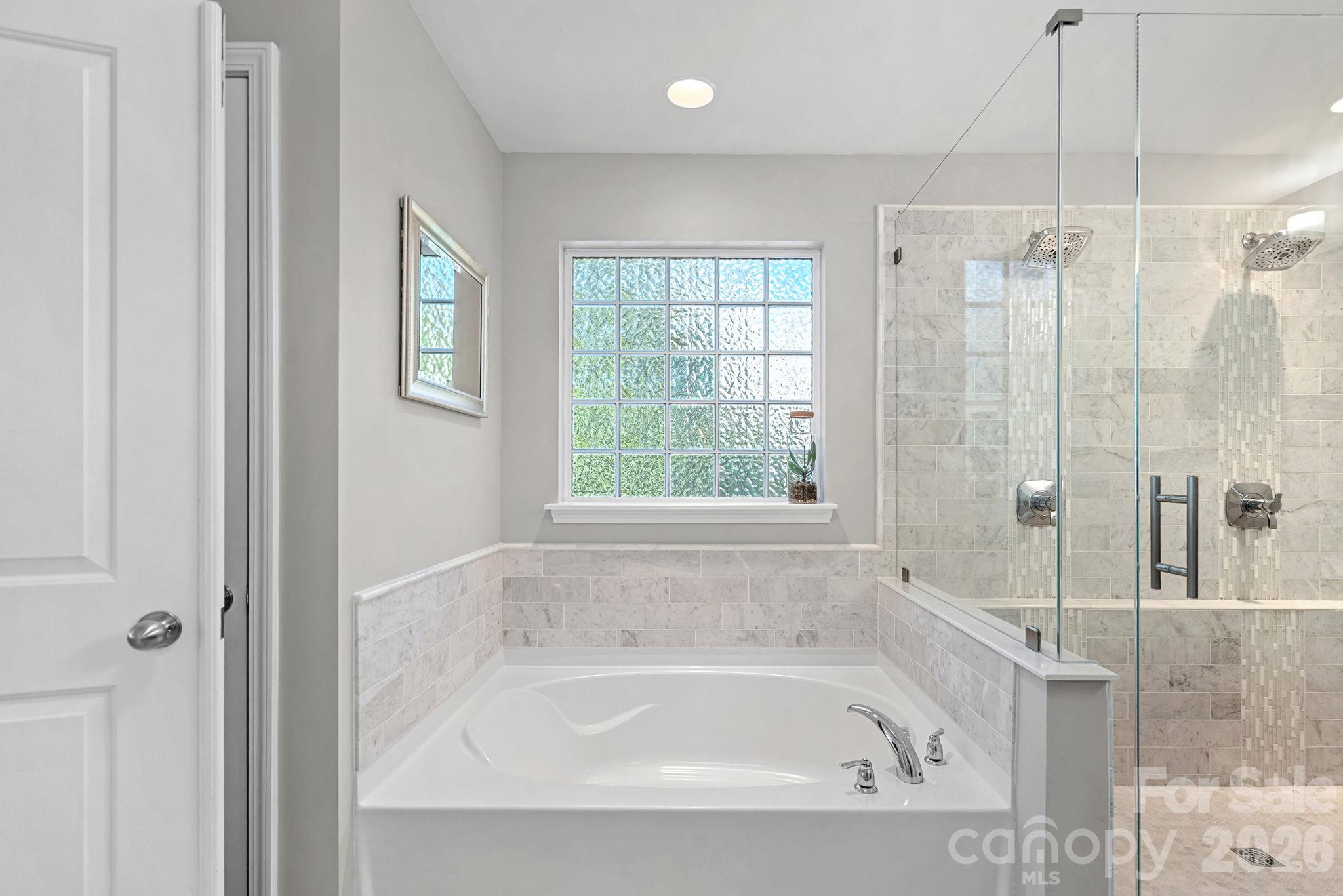 9038 Loch Glen Way Property Photo 21