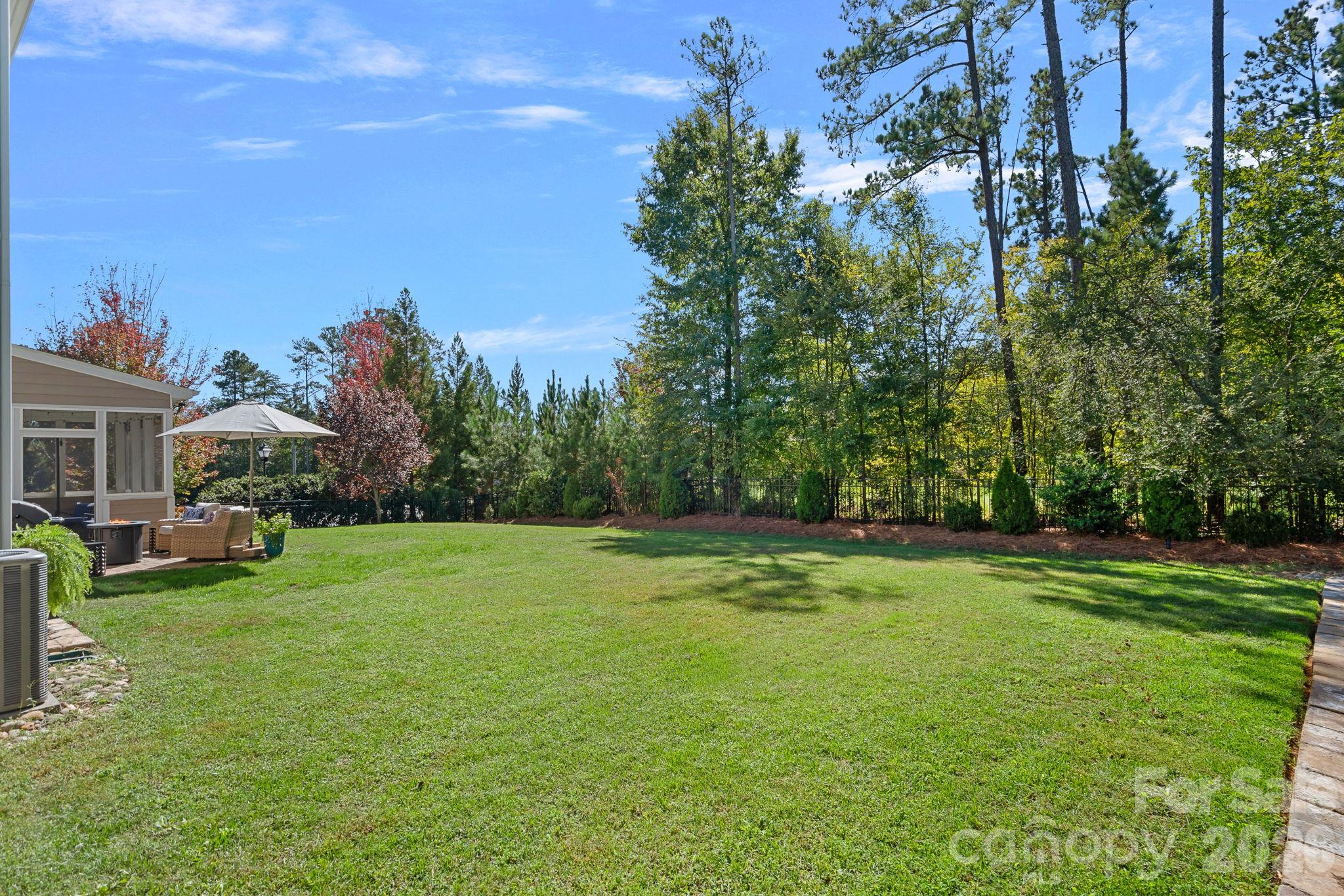 9038 Loch Glen Way Property Photo 35
