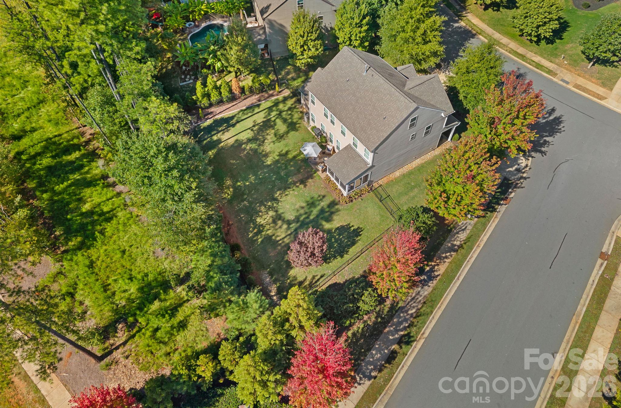 9038 Loch Glen Way Property Photo 41