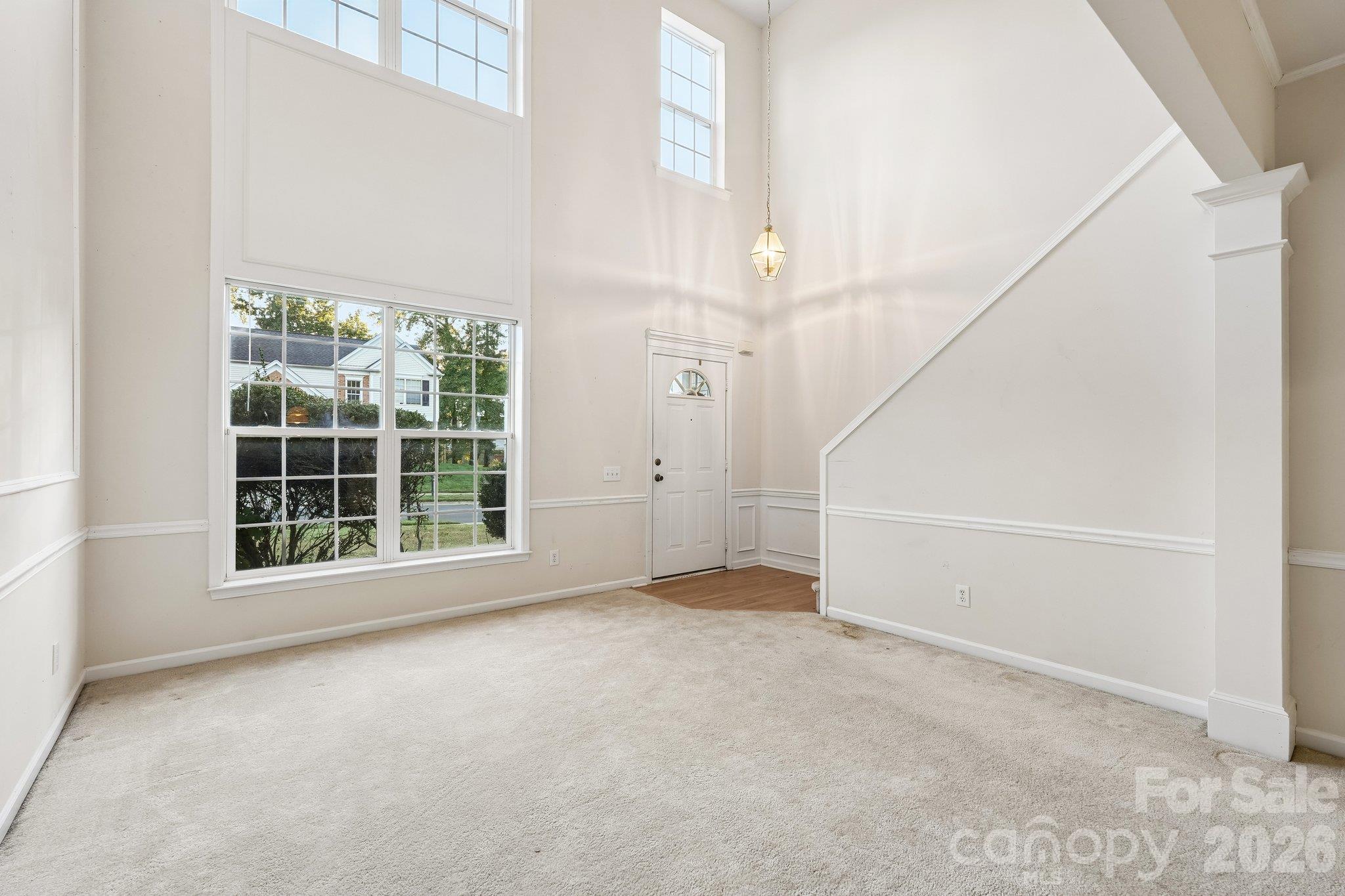 1217 Stourbridge Lion Drive Property Photo 6