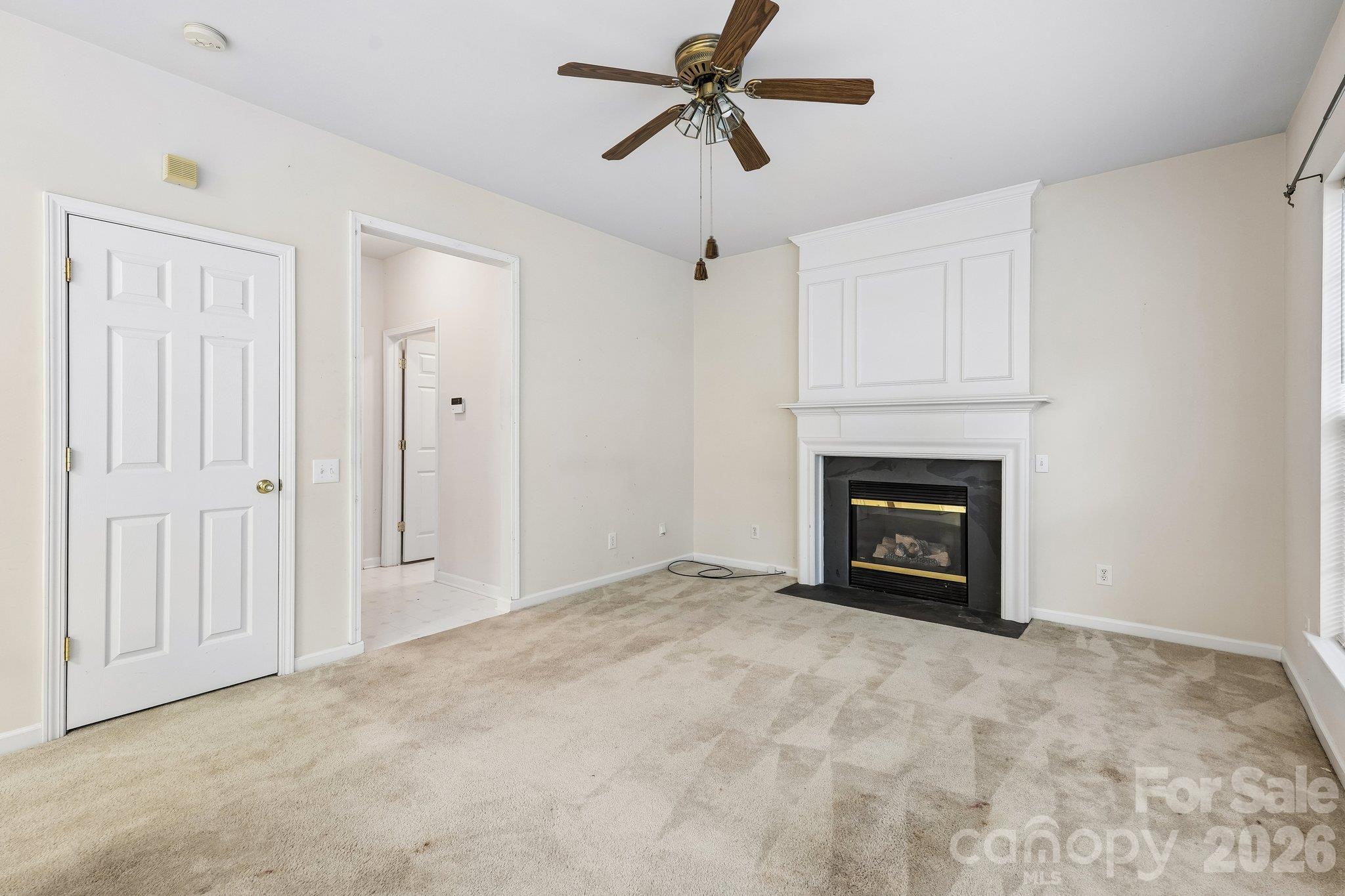 1217 Stourbridge Lion Drive Property Photo 10
