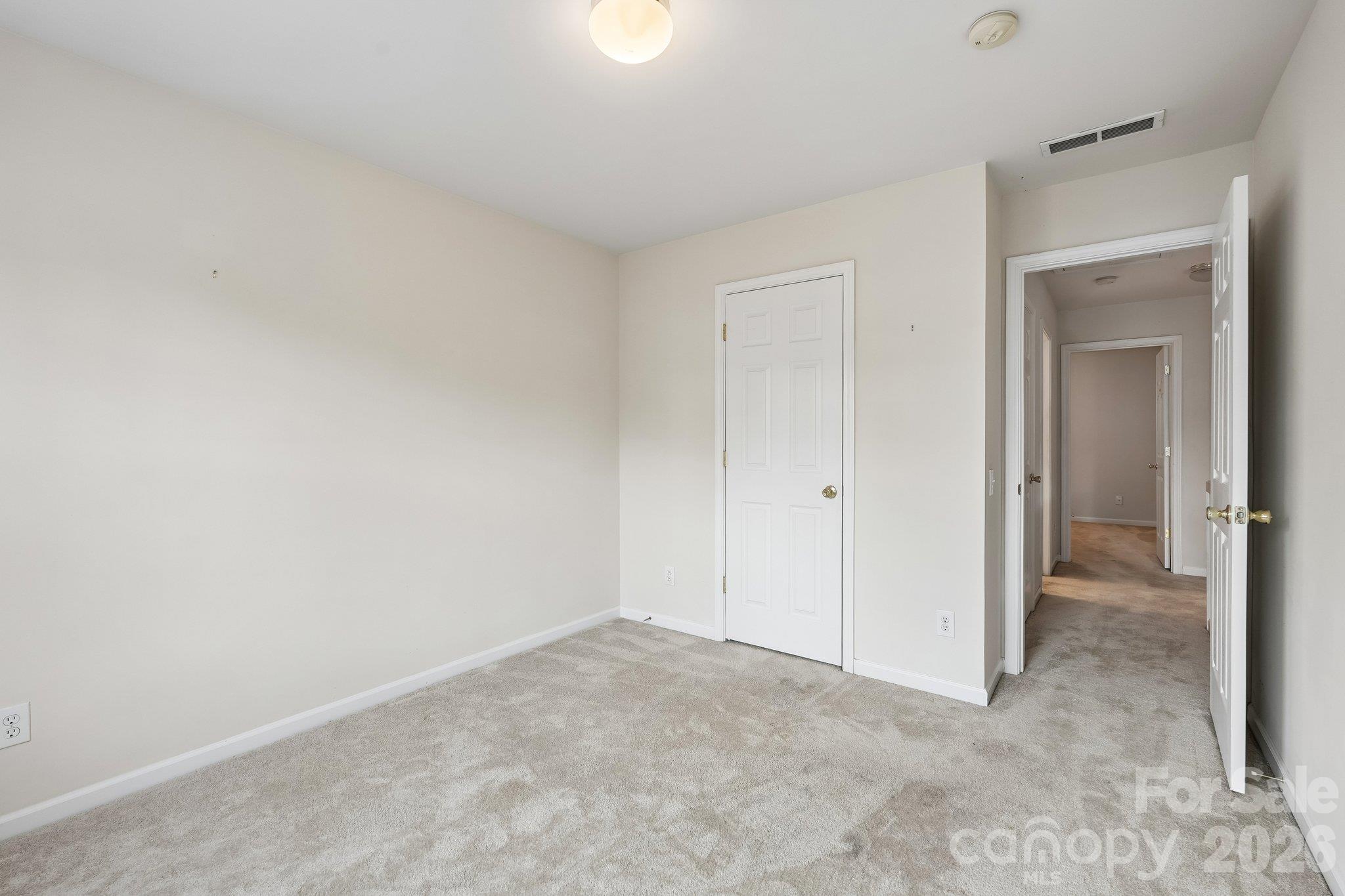 1217 Stourbridge Lion Drive Property Photo 21