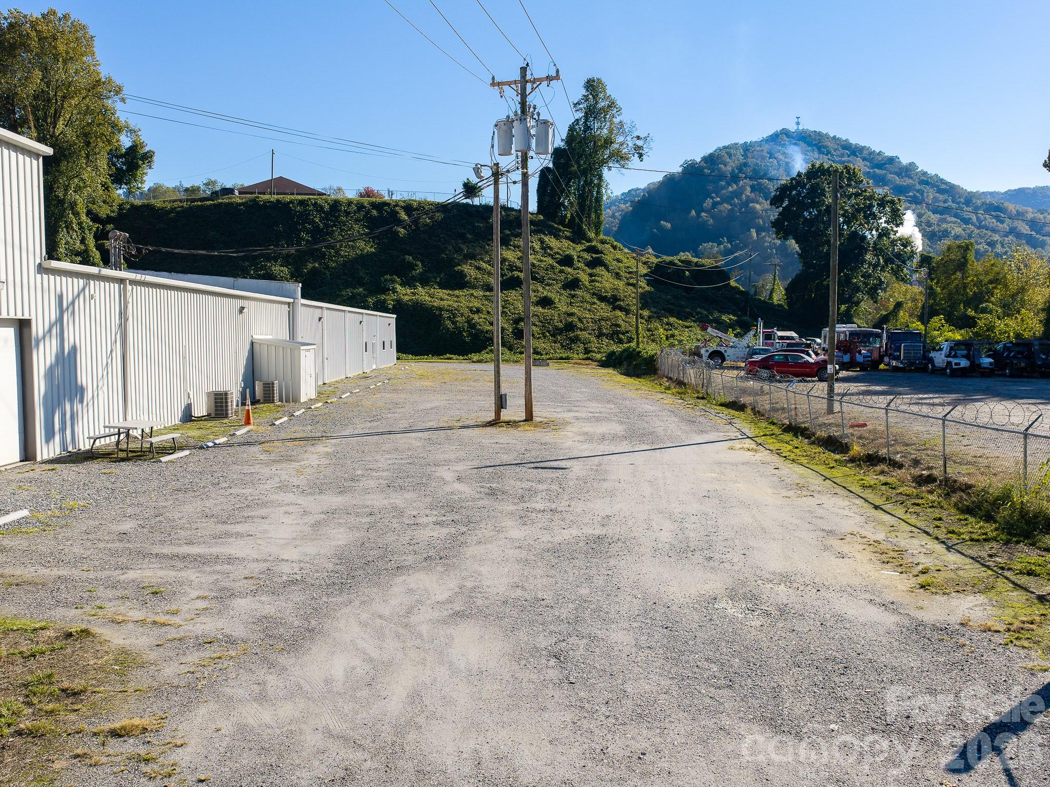 95 Harold Street Property Photo 3