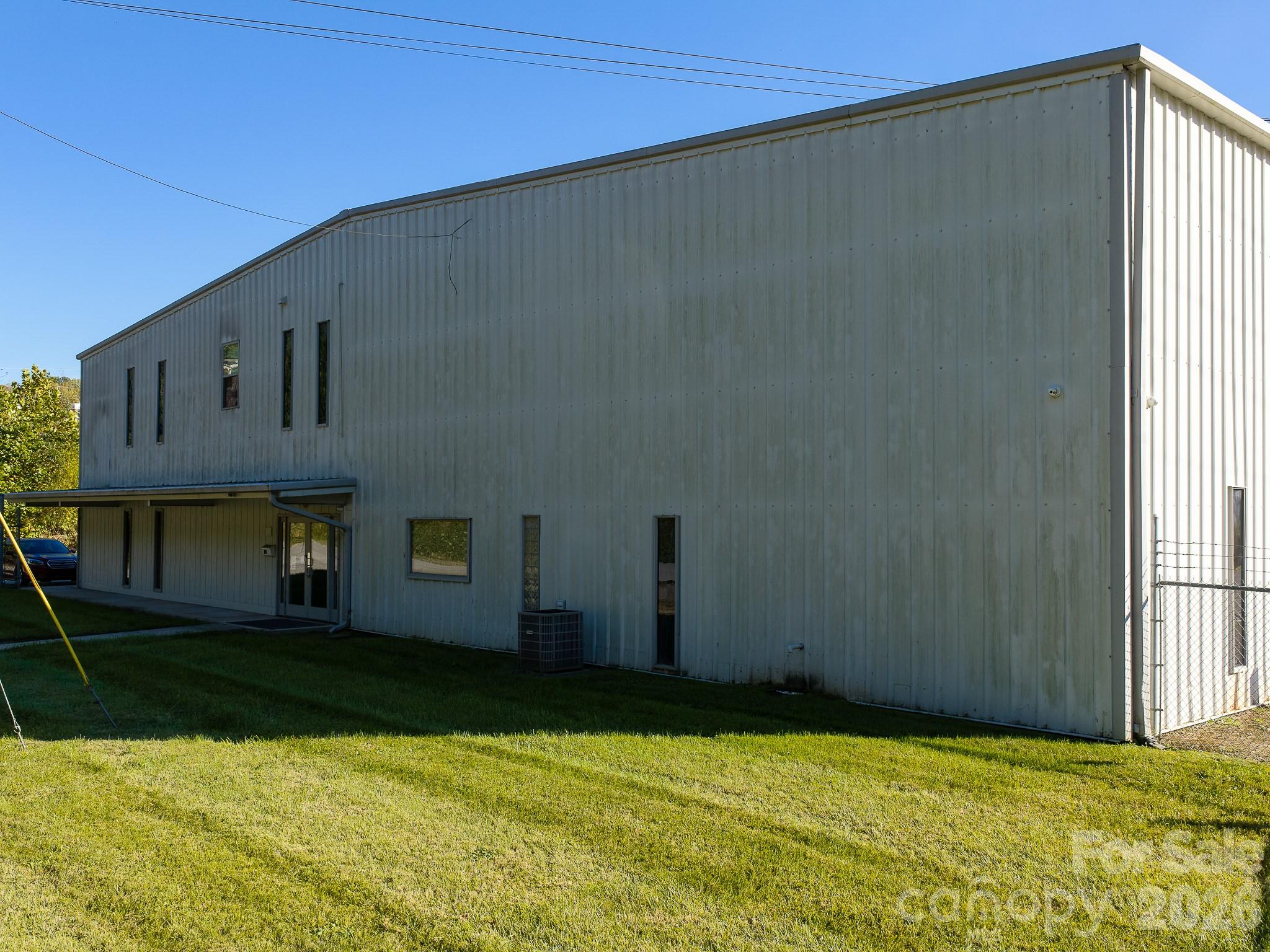 95 Harold Street Property Photo 5