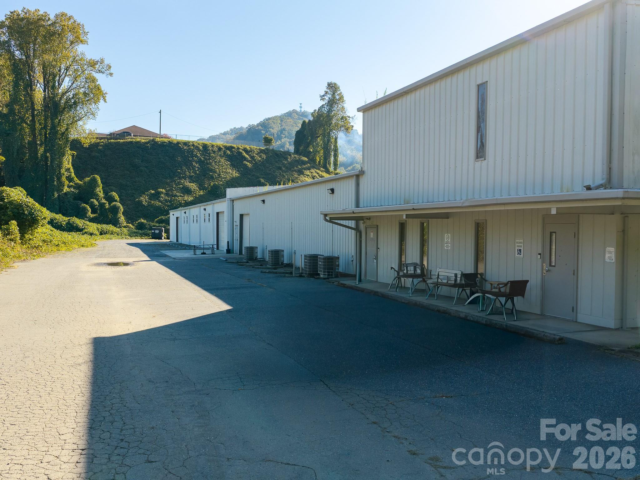 95 Harold Street Property Photo 6