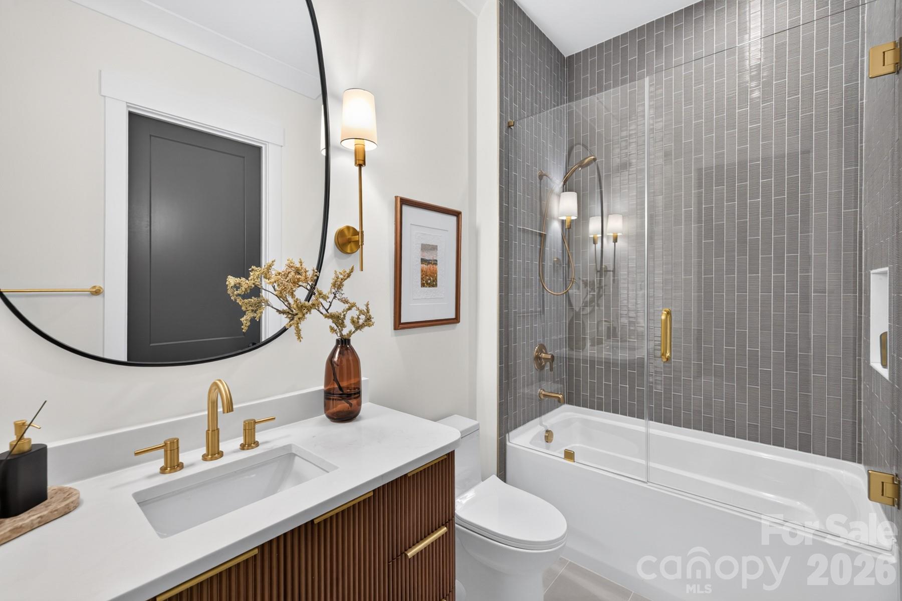 221 Smithfield Drive Property Photo 23