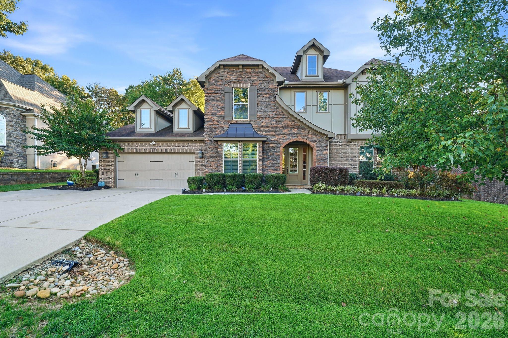 7810 Sand Trap Lane Property Photo 1