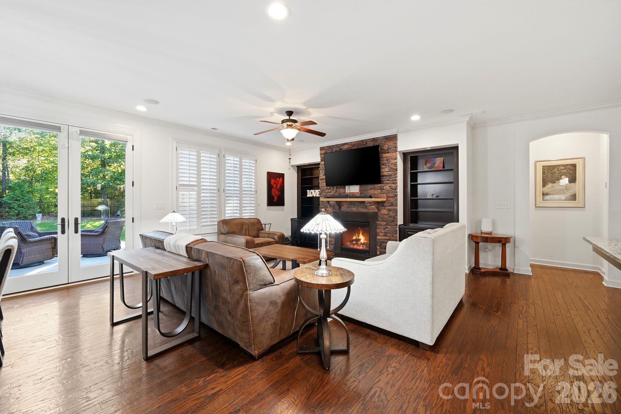 7810 Sand Trap Lane Property Photo 8