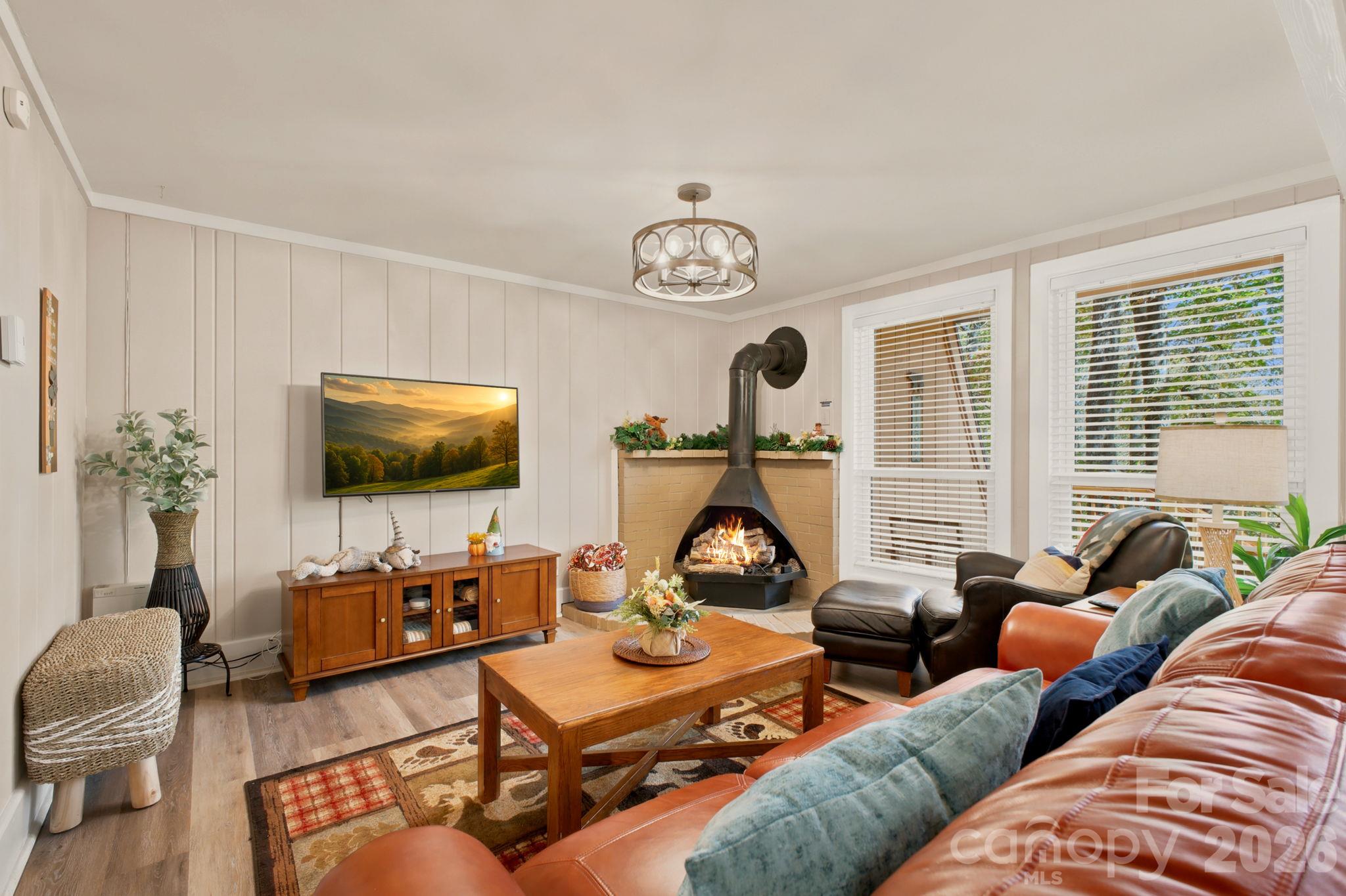 220 Charter Hills Road A-3 Property Photo 2