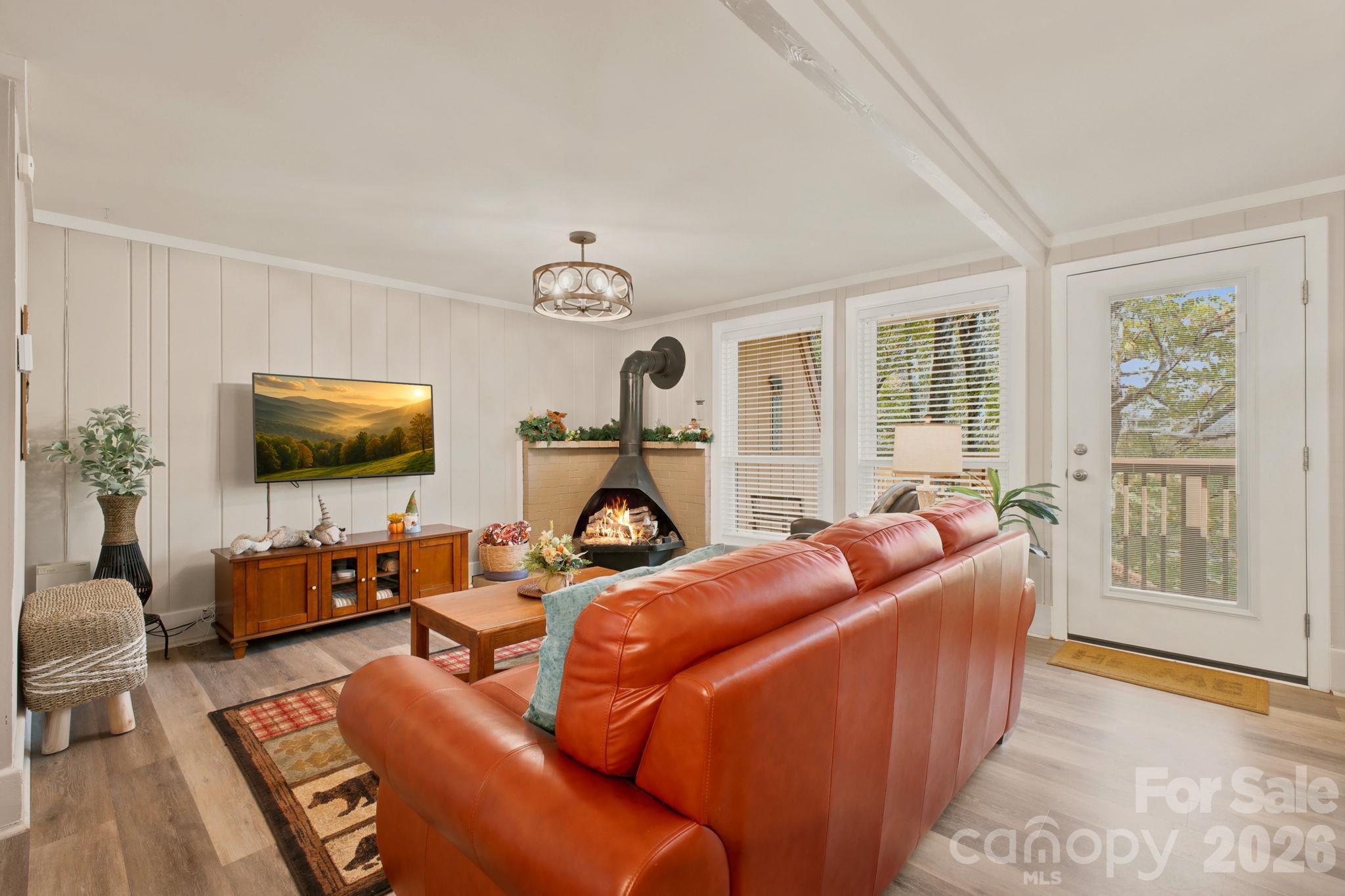 220 Charter Hills Road A-3 Property Photo 4