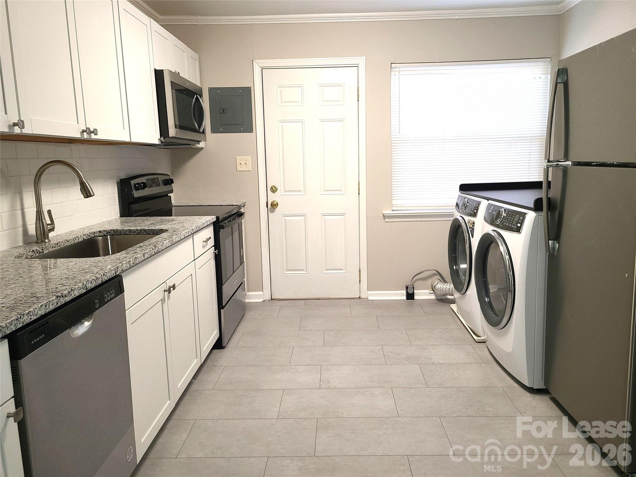 1520 Downs Avenue Property Photo 4