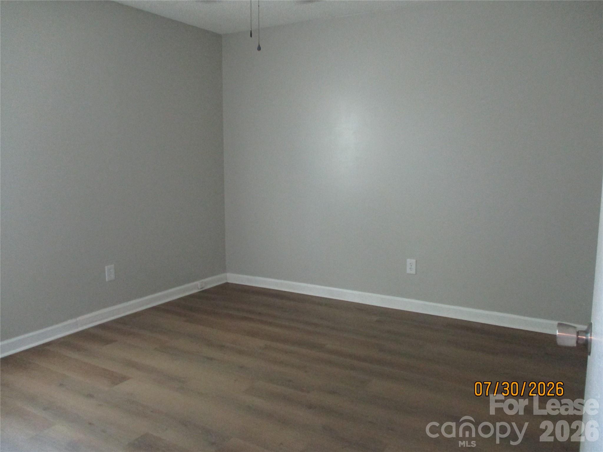 321 Oak Street Street Property Photo 8