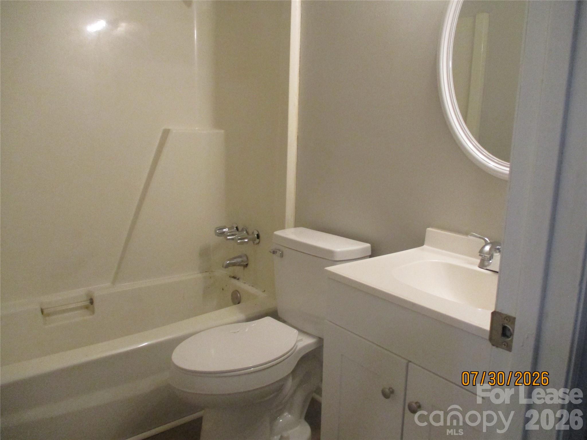321 Oak Street Street Property Photo 9
