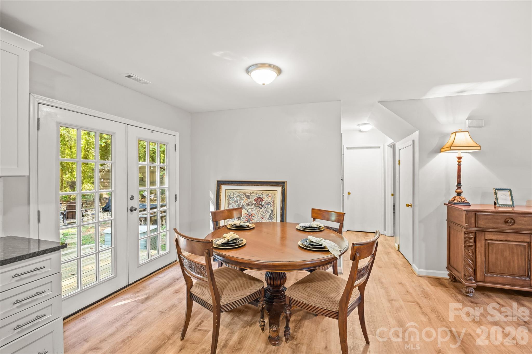 4875 Post Oak Lane Property Photo 8