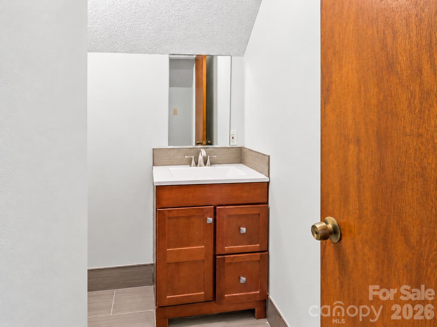 4875 Post Oak Lane Property Photo 23