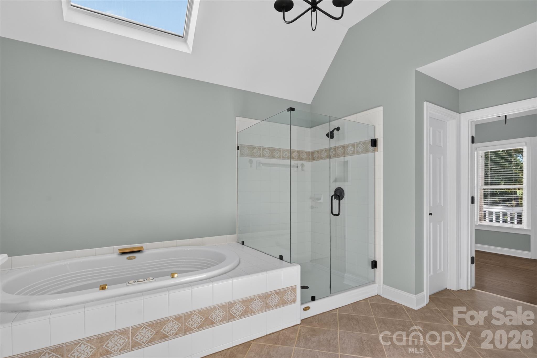 8634 Woodmere Crossing Lane Property Photo 26
