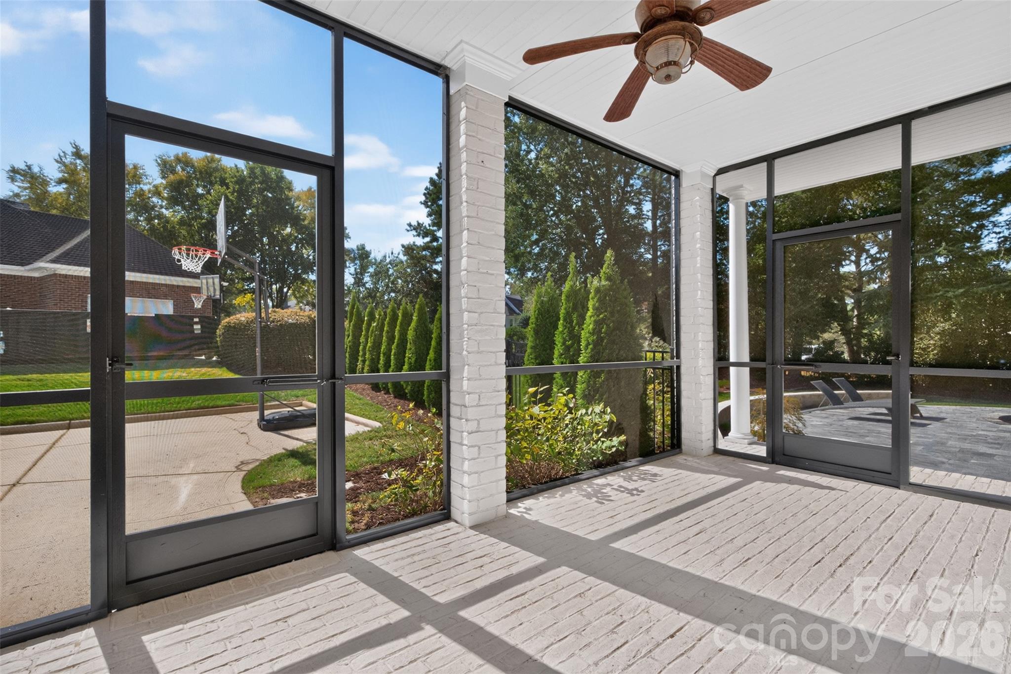 8634 Woodmere Crossing Lane Property Photo 38