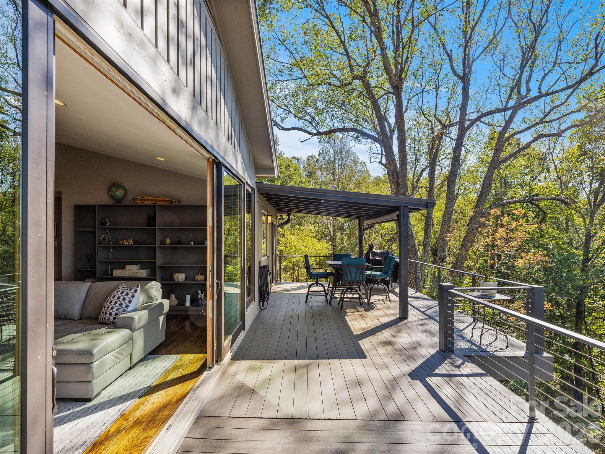 21 Peach Knob Drive Property Photo 4