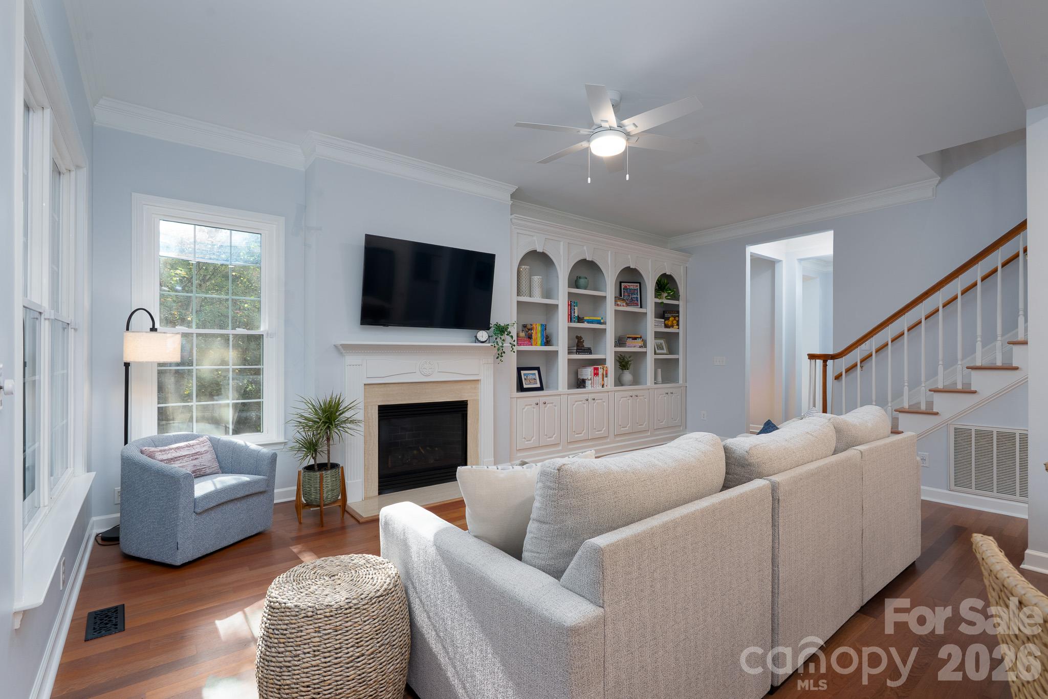 1201 Beckford Glen Drive Property Photo 5