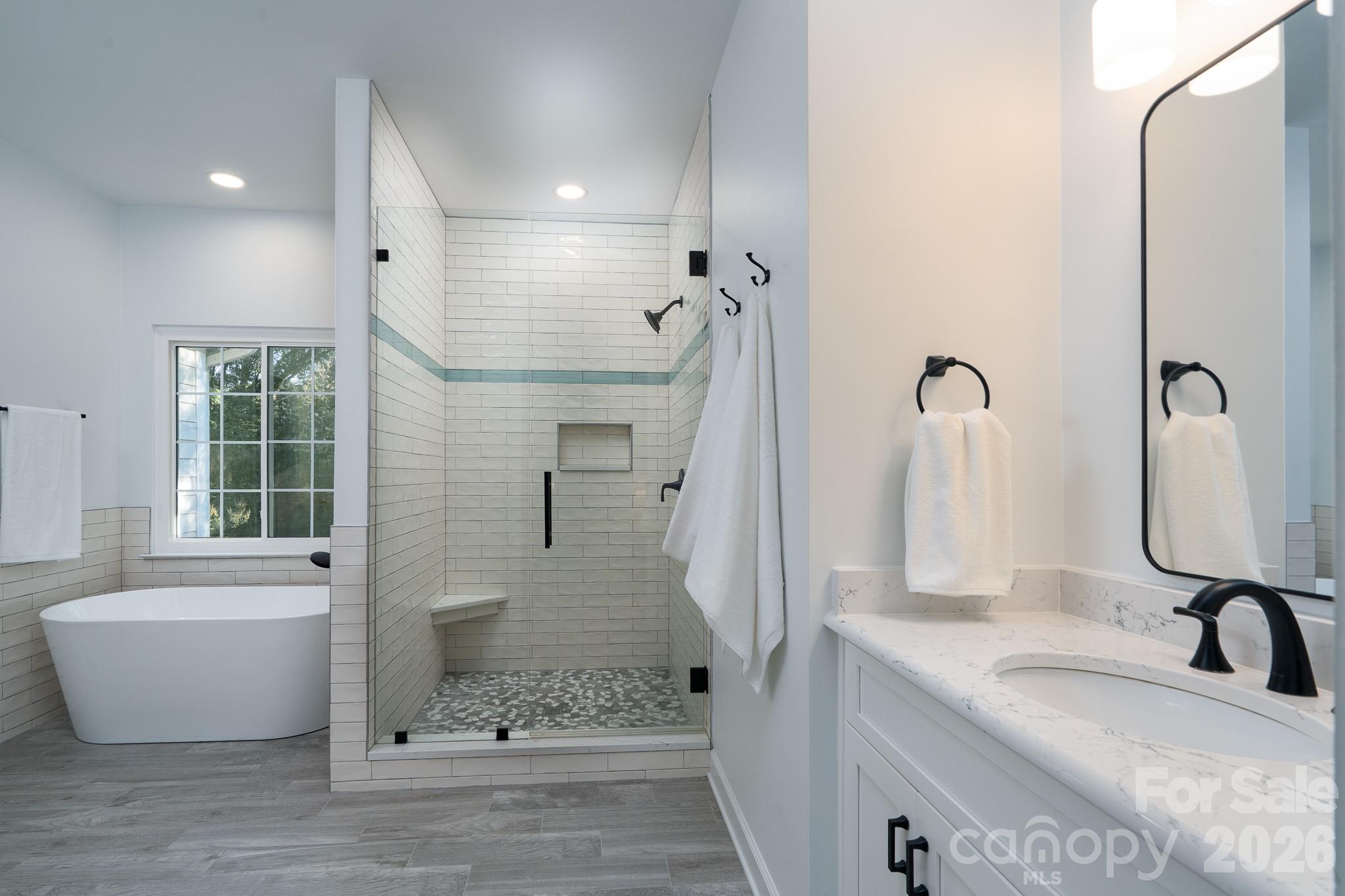 1201 Beckford Glen Drive Property Photo 22