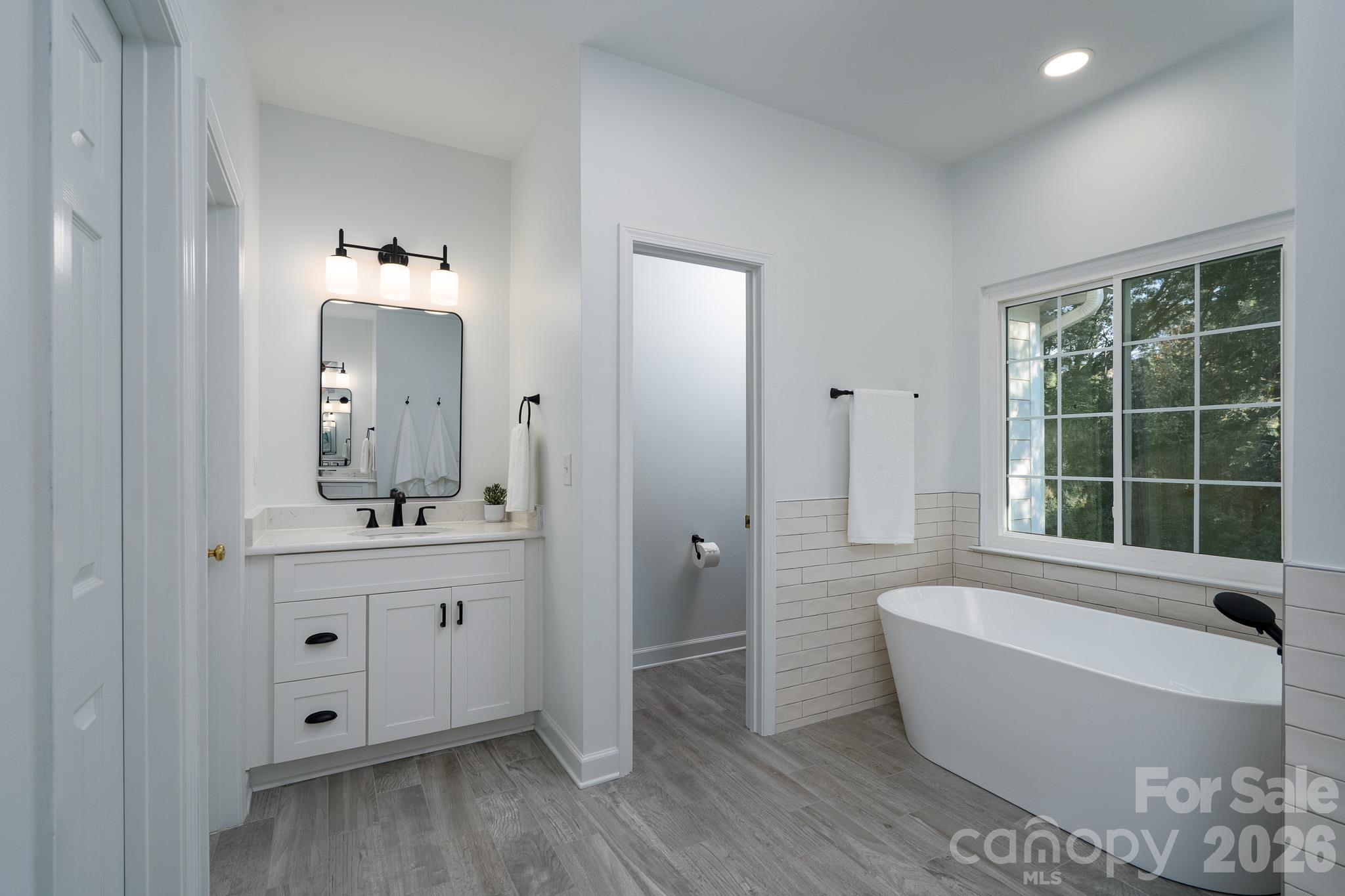 1201 Beckford Glen Drive Property Photo 23