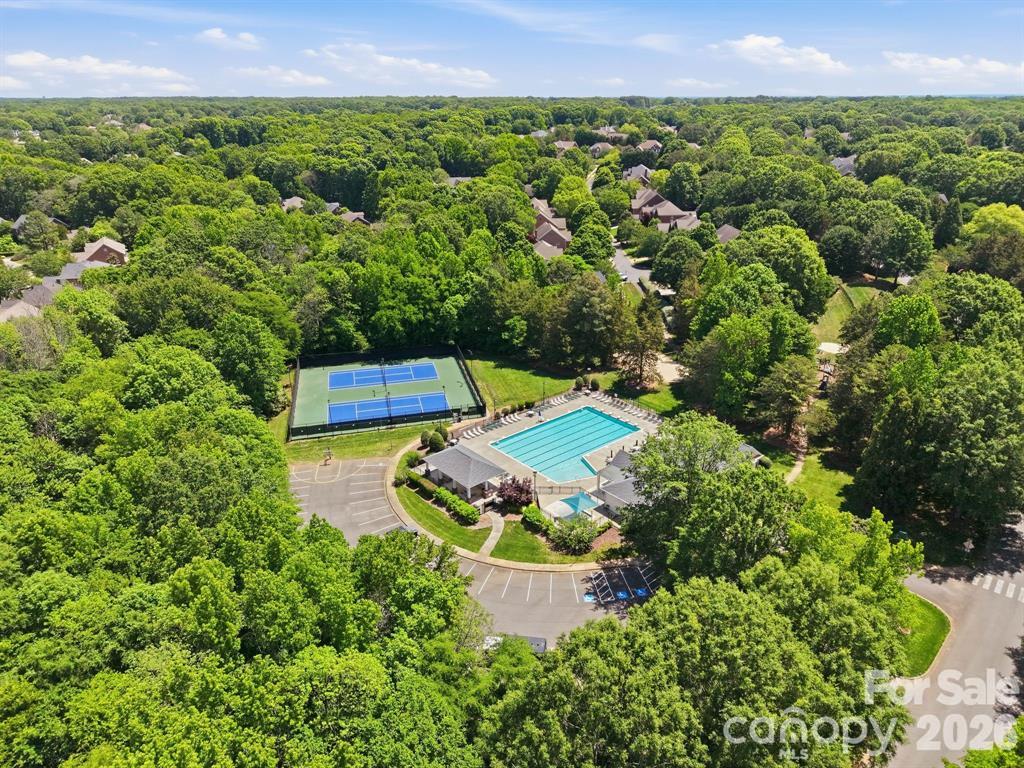 1201 Beckford Glen Drive Property Photo 46
