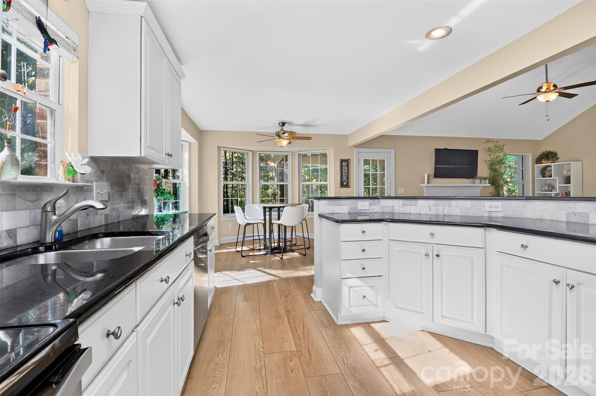 15703 Edenfield Drive Property Photo 8