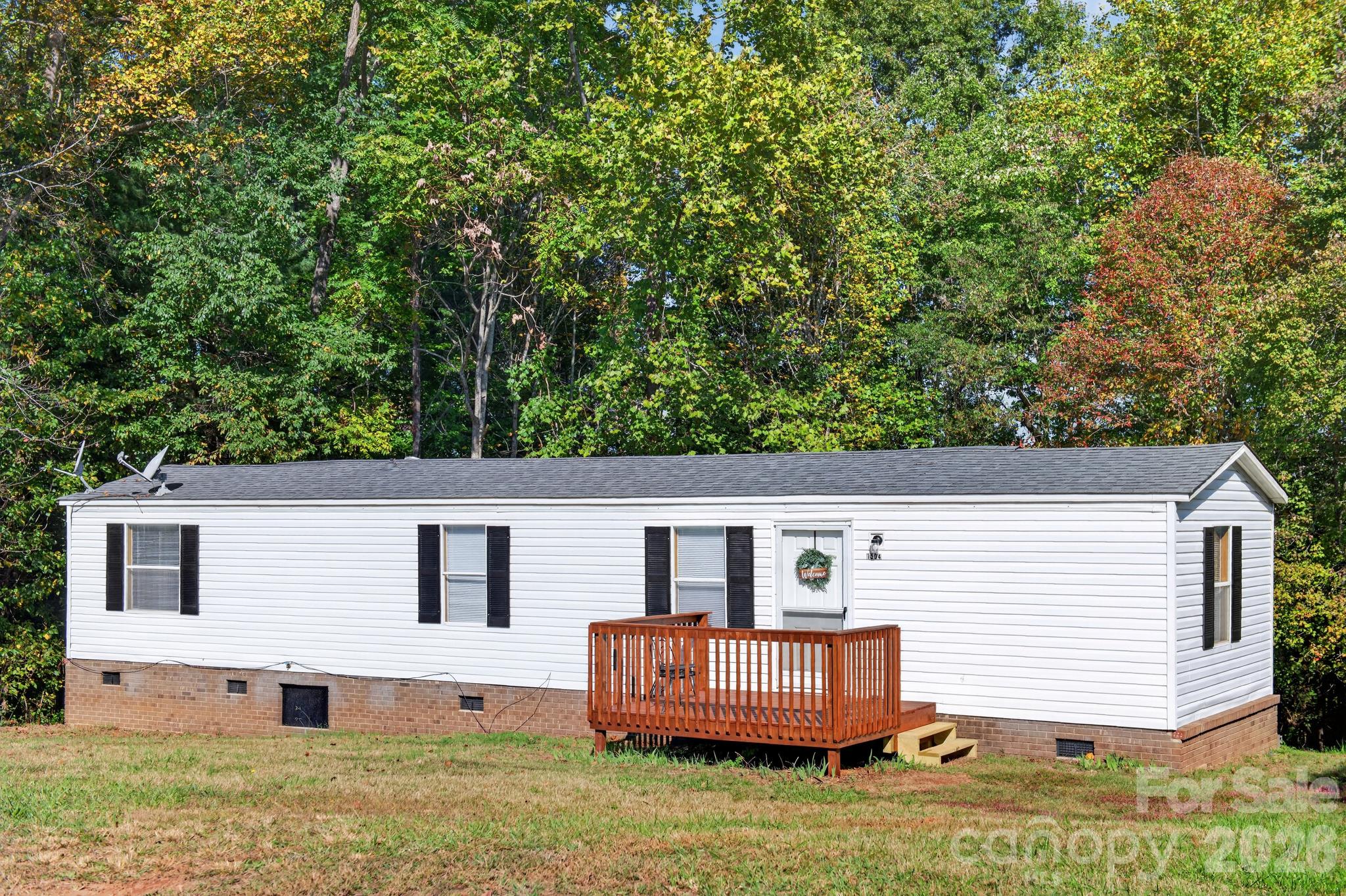 1504 Dulatown Road Property Photo 1