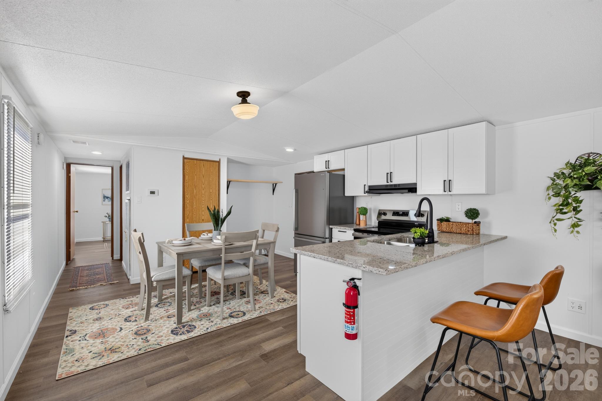1504 Dulatown Road Property Photo 4