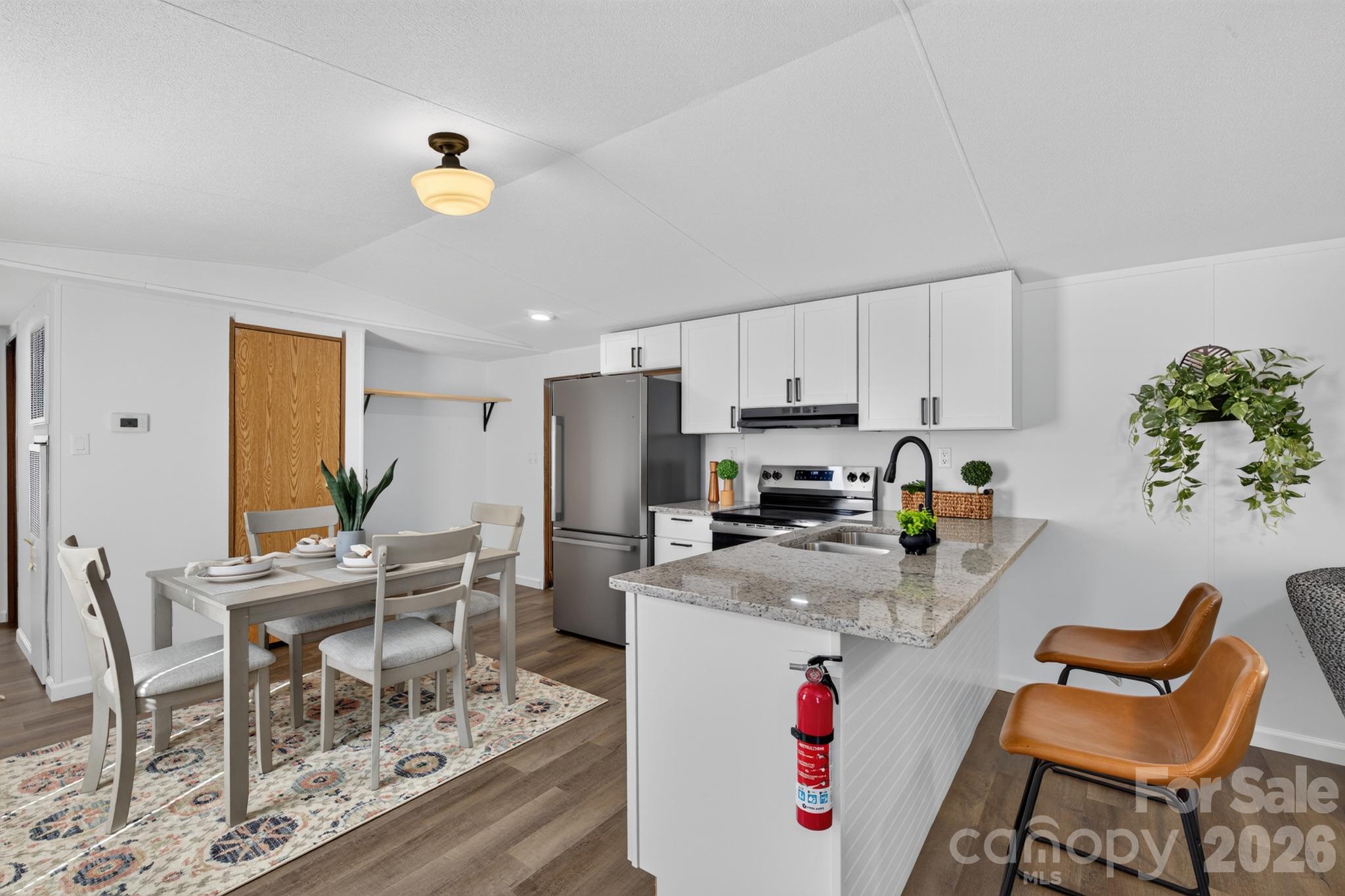 1504 Dulatown Road Property Photo 7